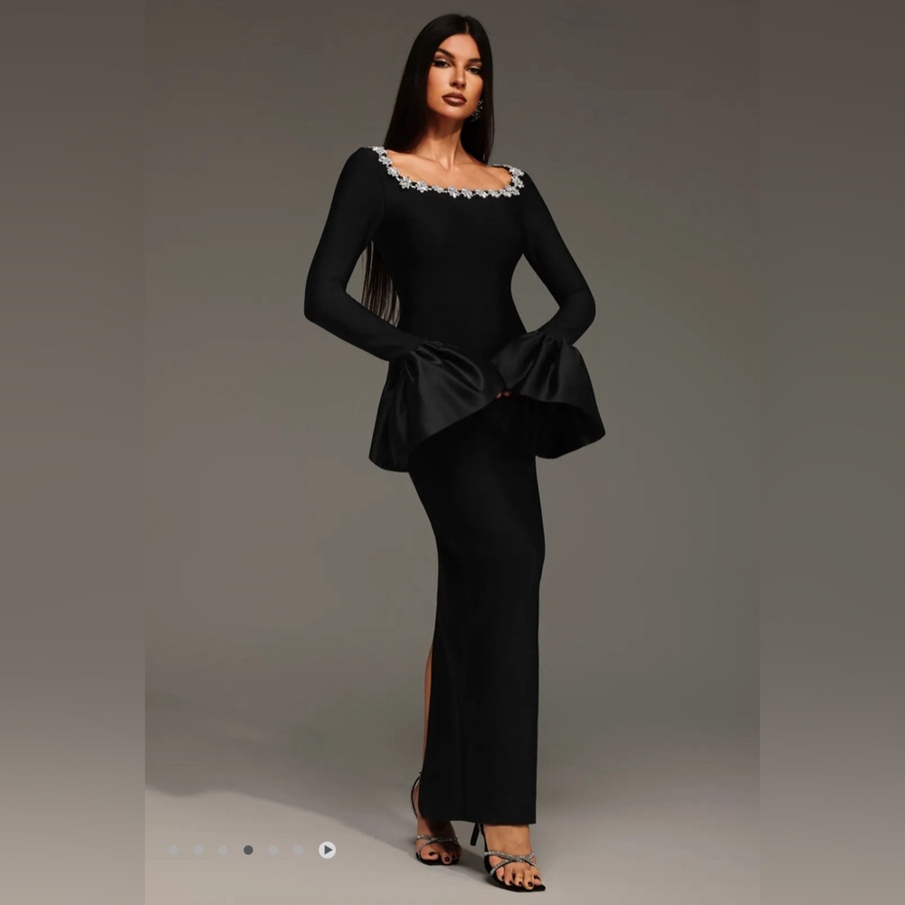 Bella Barnett Rury Trumpet Sleeve Diamond Black Bandage Dress size S